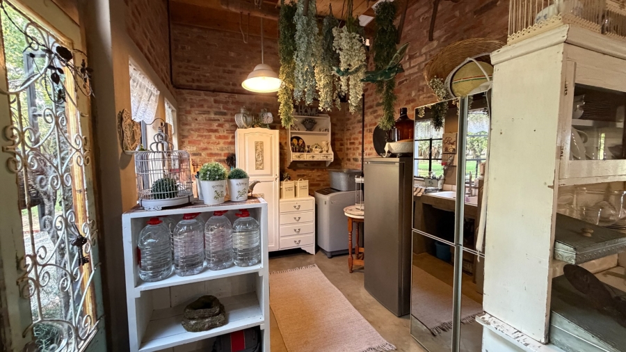  Bedroom Property for Sale in Viljoenskroon Rural Free State